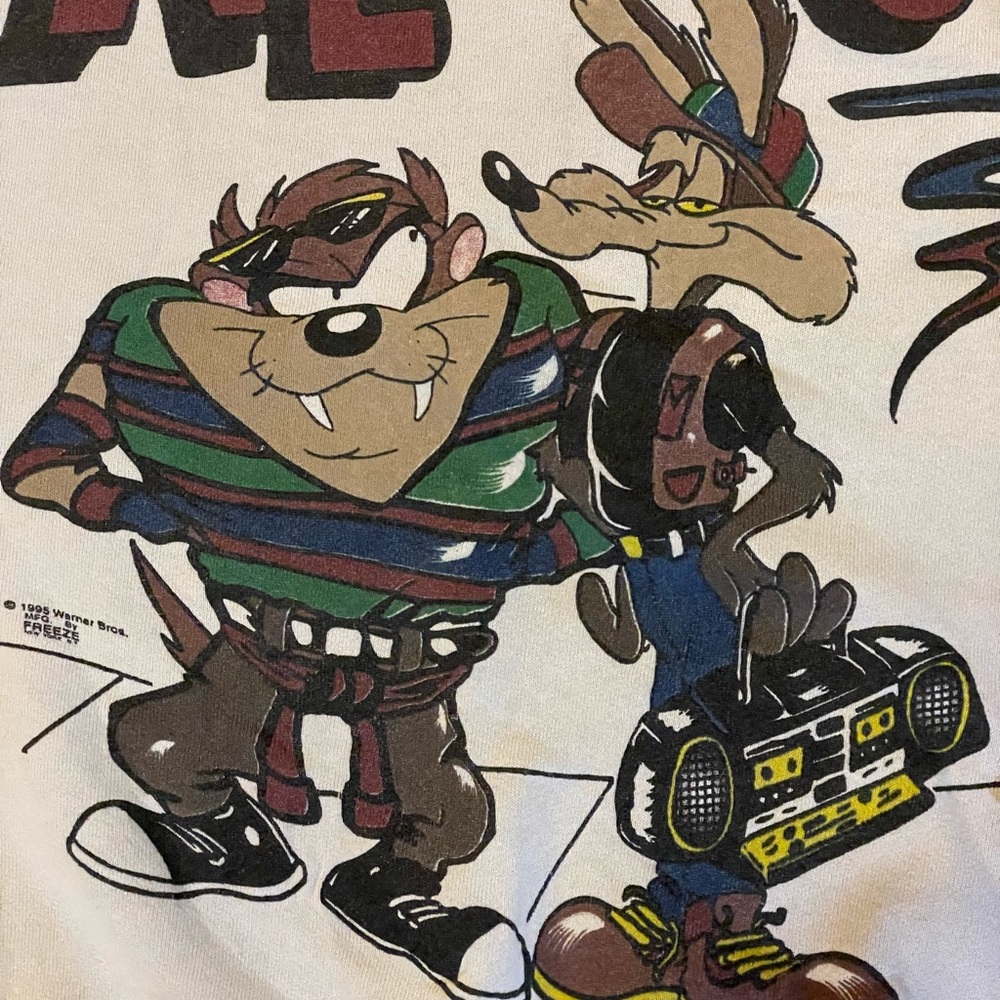 Vintage Looney Tunes Tasman Sweatshirt - Picture 3 of 9